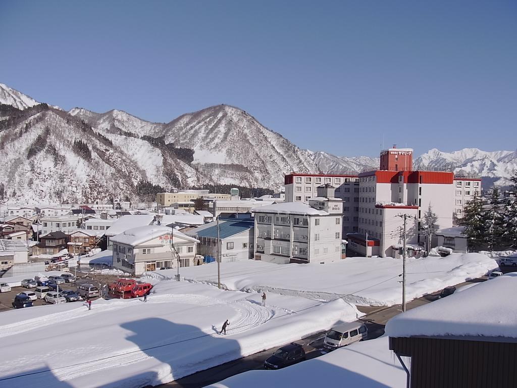 Hotel New Mondo Yuzawa  Eksteriør bilde