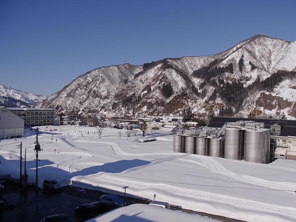 Hotel New Mondo Yuzawa  Eksteriør bilde