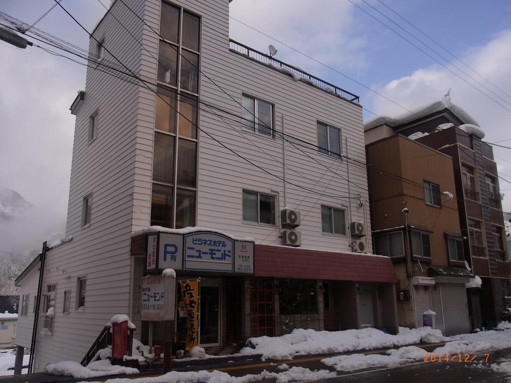 Hotel New Mondo Yuzawa  Eksteriør bilde