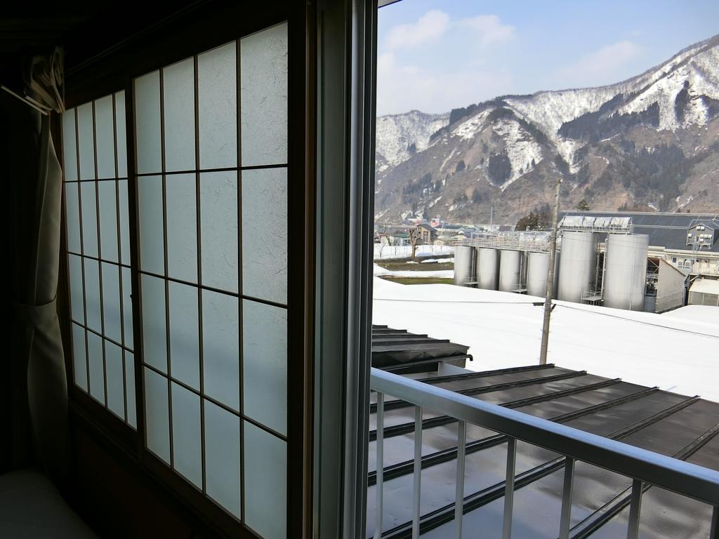 Hotel New Mondo Yuzawa  Eksteriør bilde